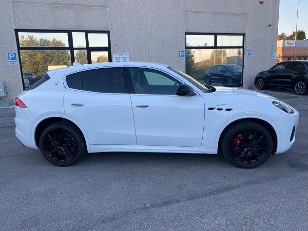 Maserati Grecale GT MHEV 2.0 300 CV Q4 - Foto 5
