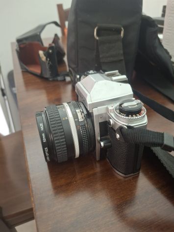 Fotocamera Reflex Vintage Nikon FG  Obiettivo Nikon - Foto 2