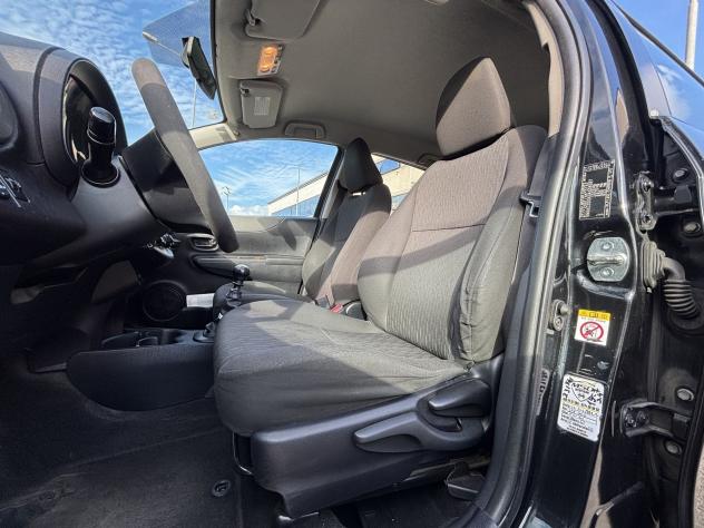 Toyota Yaris Yaris 5p 1.4 d-4d Lounge - Foto 10