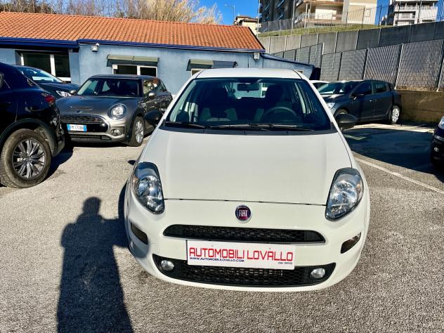 Fiat Punto 1.3 MJT 95 CV 5 p NAVI-2018 - Foto 2