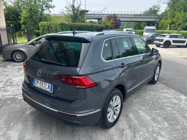 VOLKSWAGEN Tiguan 2.0 TDI 150 CV SCR DSG Life rif. 23979241 - Foto 3