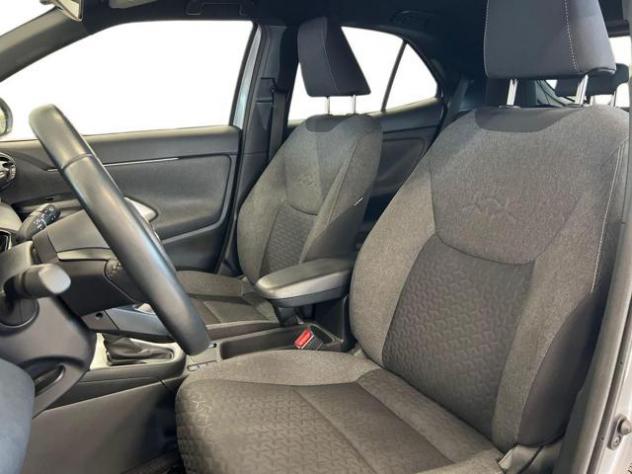 TOYOTA Yaris Cross 1.5 Hybrid 5p. E-CVT Trend rif. 23922915 - Foto 7