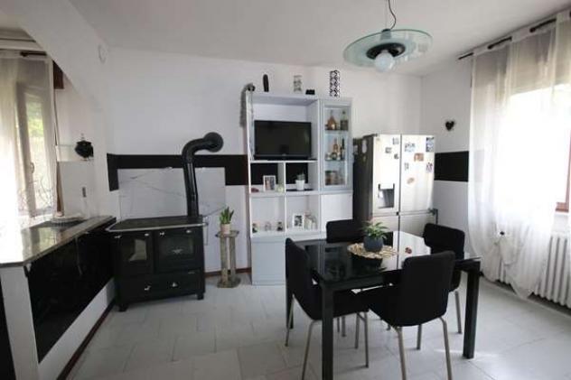 32 - Appartamento in bifamiliare a Faloppio - Foto 9