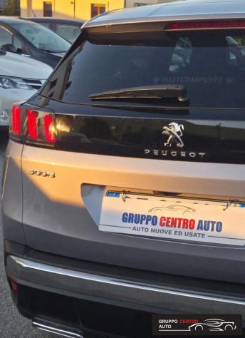PEUGEOT 3008 Turbo 130cv EAT8 GT Line - 2024 - Foto 5