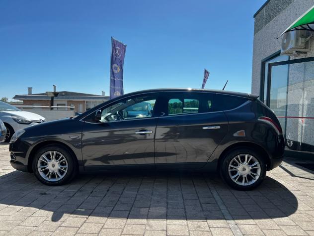 Lancia Delta 1.6 MJT DPF Silver - Foto 3