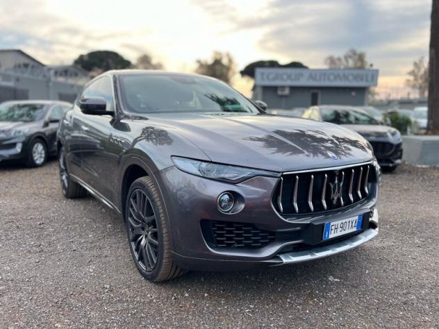 Maserati Levante V6 Diesel 275 CV AWD - Foto 2