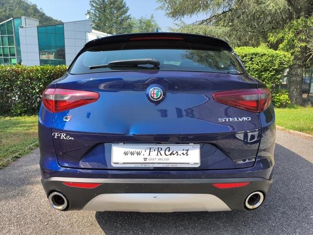 Alfa Romeo Stelvio 2.2 Turbodiesel 210 CV AT8 Q4 Executive - Foto 5
