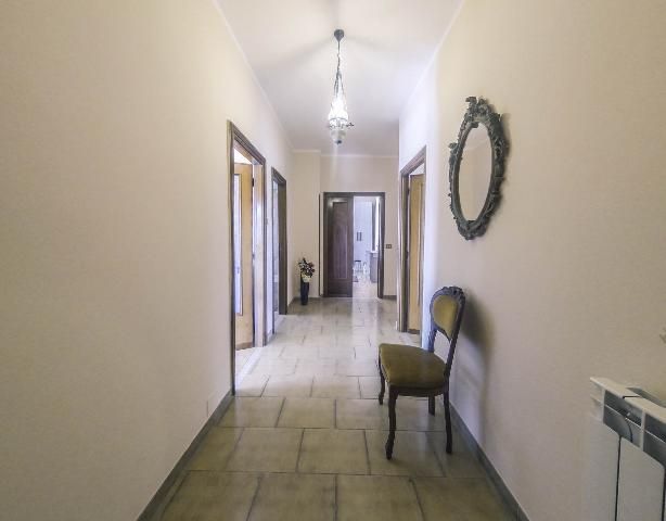 CAMERA con BAGNO BUFALOTTA/ PORTA DI ROMA IN VILLINO INDIPENDENTE - Foto 3