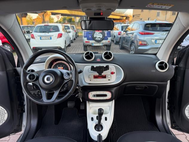 Smart ForTwo 70 1.0 twinamic Passion PANORAMICO CRUISE OK NEOPATENTATI - Foto 10