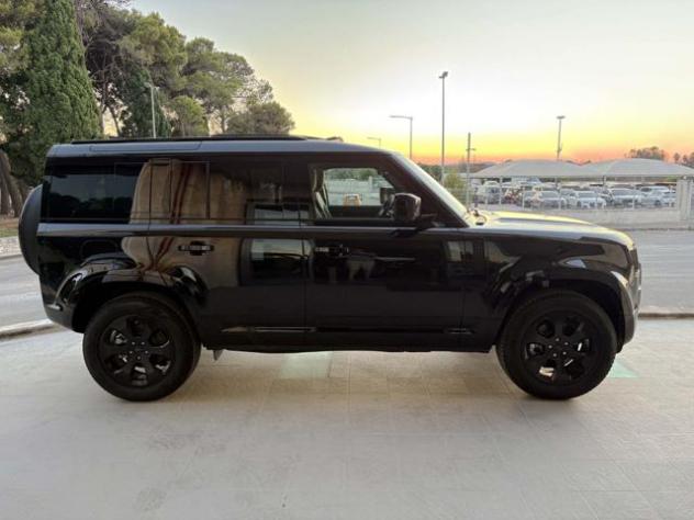 LAND ROVER Defender 110 3.0D I6 200 CV AWD Auto X-Dynamic SE TETTO PAN rif. 23914053 - Foto 4