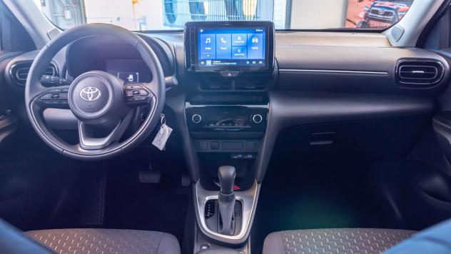 Toyota Yaris Cross 1.5 Hybrid 5p. E-CVT Trend - Foto 9