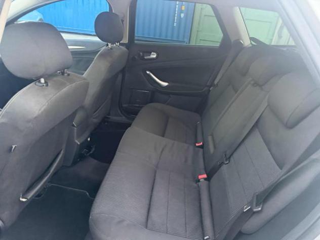 FORD Mondeo 2.0 TDCi 140 CV Station Wagon Titanium Pack DPF rif. 24185237 - Foto 10