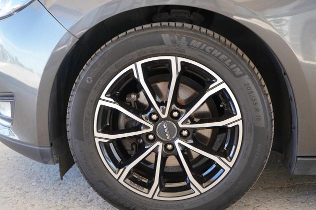 Ford Focus 1.5 TDCi 120 CV Plus - Foto 8