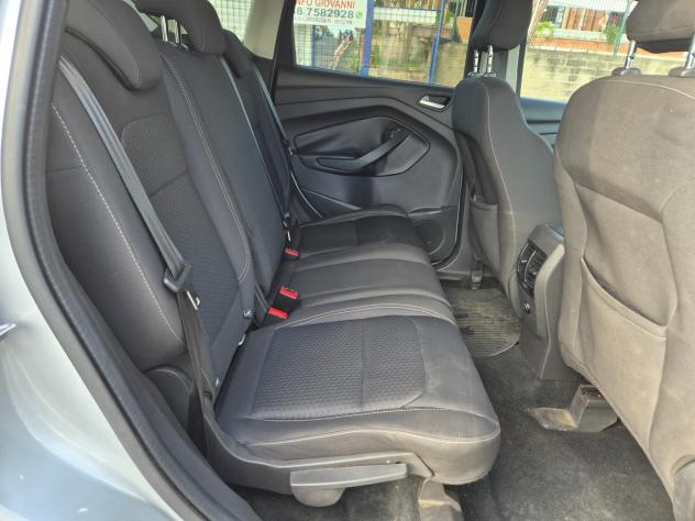 Ford Kuga 1.5 EcoBoost 120 CV S&S 2WD Business - Foto 9