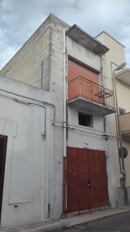 Laboratorio/Magazzino nel centro di Torricella (TA) - Foto 5