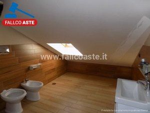 Tribunale di Salerno - RG 201/2024 Appartamento in asta - Foto 10