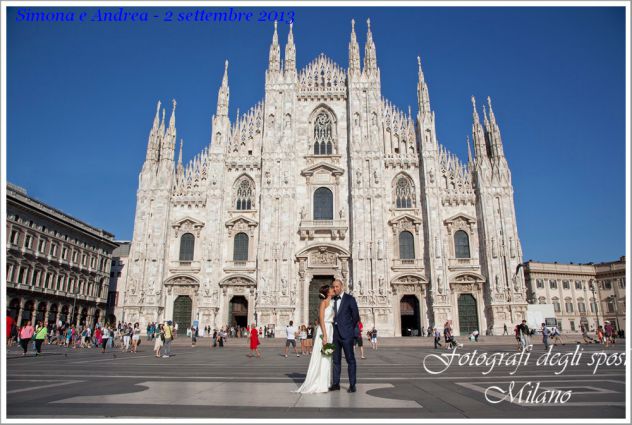 FOTOGRAFI DEGLI SPOSI, OFFRIAMO SERVIZI FOTOGRAFICI DAL 1994