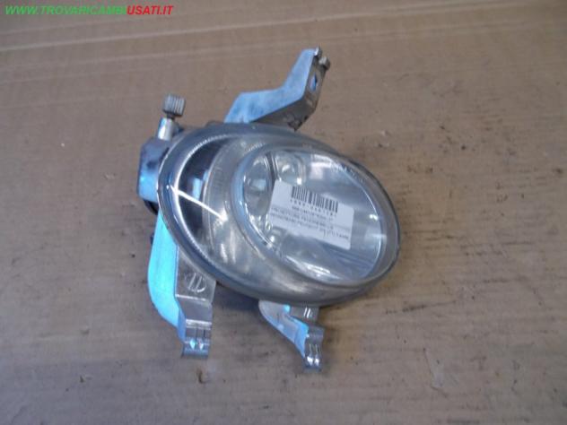 PROIETTORE FENDINEBBIA S. 9635076180 PEUGEOT 206 (T1) 3 porte / 5 porte / CC  Parti elettriche  Fanaleria  Fendinebbia dx. PEUGEOT - 206 3 porte / 5 p
