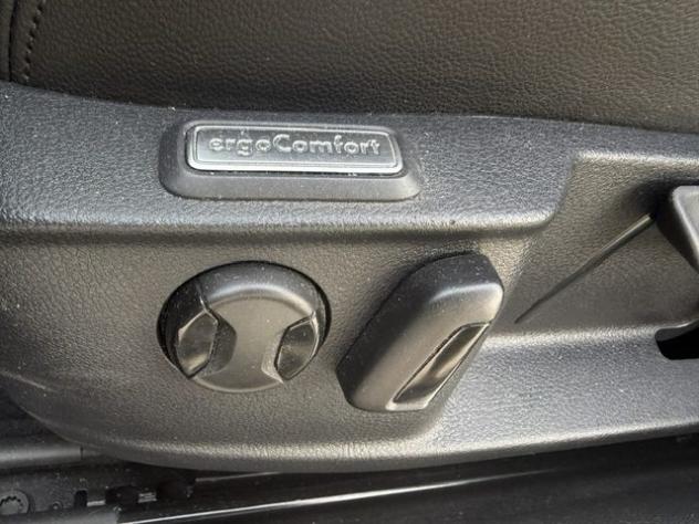 VOLKSWAGEN Passat Business Variant 2.0 BiTDI 4MOTION DSG.240CV.4X4 rif. 24151855 - Foto 10
