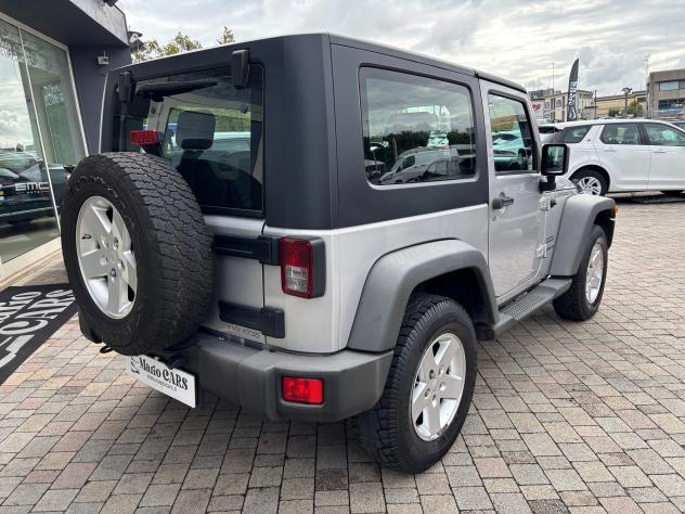 Jeep Wrangler Wrangler 3p 2.8 crd Sport dpf - Foto 4