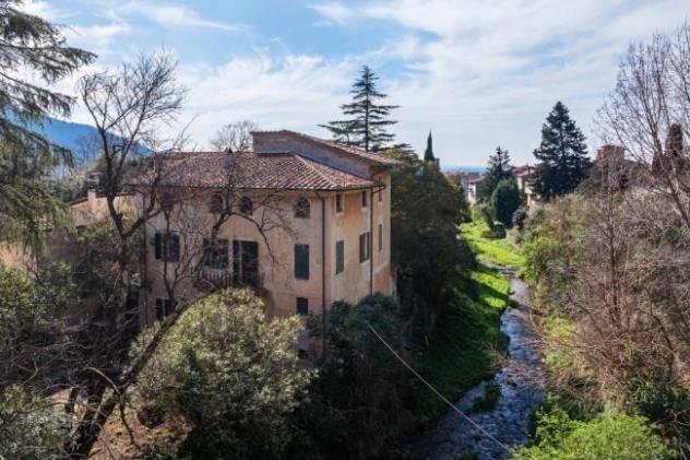 Villa in vendita a Calci 500 mq Rif: 1316870