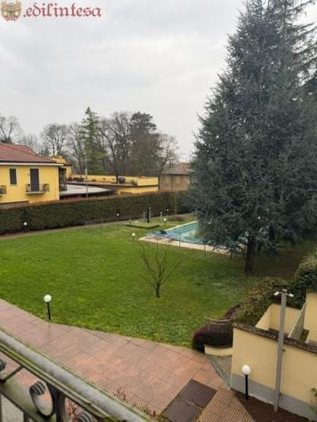 Lesmo trilocale in residence con piscina - Foto 2