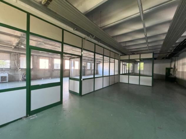 Immobile di 1500 m² con più di 5 locali in affitto a Brescia - Foto 4