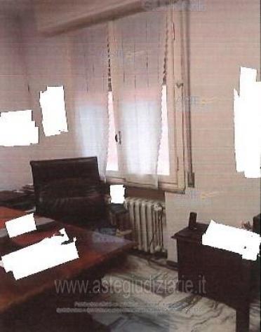 IMMOBILI-IMMOBILE COMMERCIALE-via Bertelli n. 7 - Foto 5