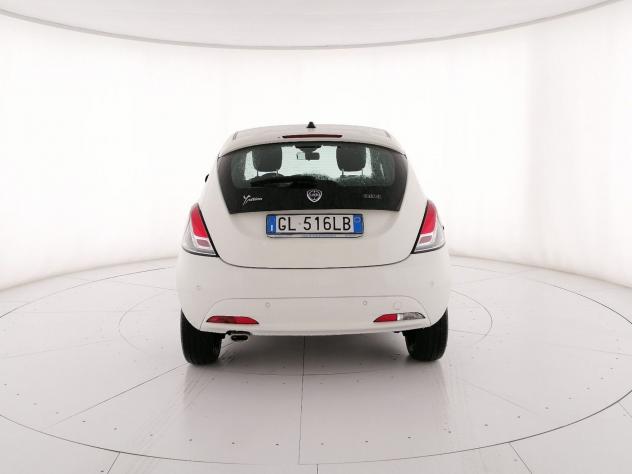 Lancia Ypsilon 1.0 firefly hybrid Gold s&s 70cv - Foto 4