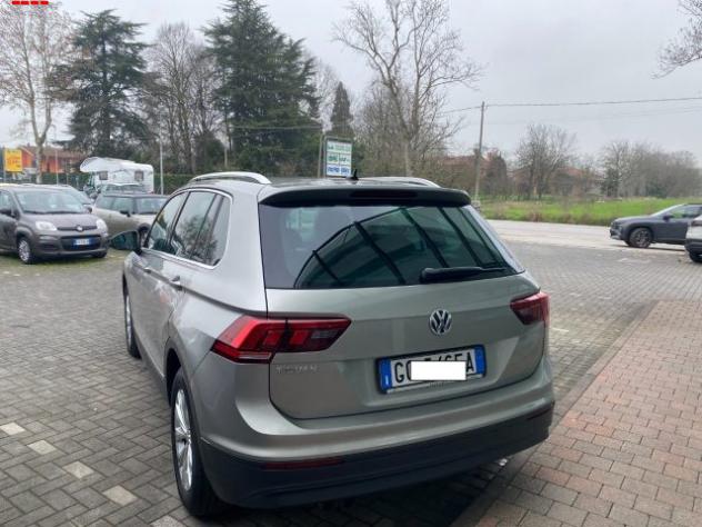 VOLKSWAGEN Tiguan 2.0 TDI SCR DSG Business BlueMotion Technology rif. 23927036 - Foto 5