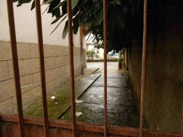 Immobile in asta di 97 m² con più di 5 locali in vendita a Cosenza - Foto 2
