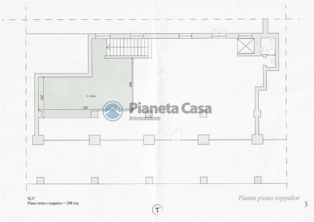 CENTRO STORICO: negozio con 4 vetrine, uffici e magazzino - Foto 12