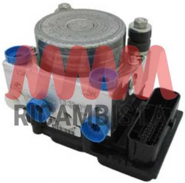 5611055L80 Suzuki SX4 centralina ABS gruppo pompa Bosch