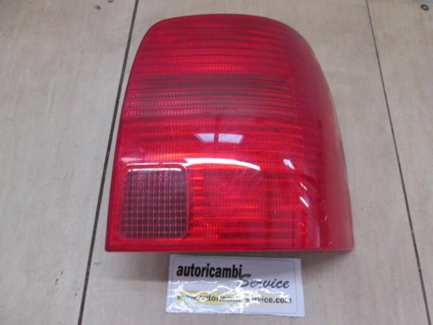 3B9945096K FARO FANALE POSTERIORE DESTRO VOLKSWAGEN PASSAT SW 1.9 TDI 5M 85KW (2000) RICAMBIO