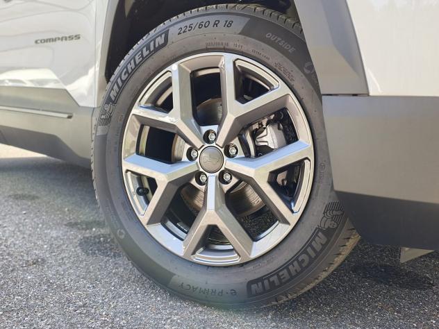 Jeep Compass Compass 1.2 turbo e-hybrid mhev Summit fwd 145cv edct6 - Foto 2