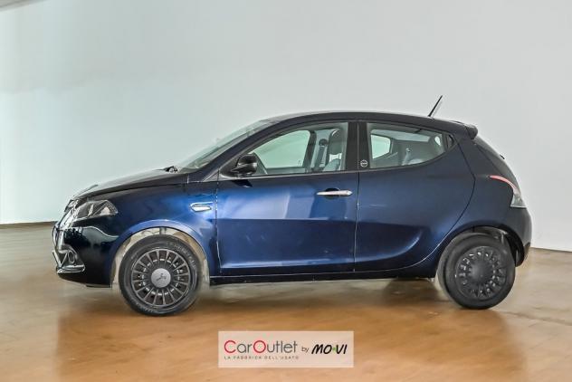 Lancia Ypsilon 1.0 FireFly 70cv S&S Hybrid SILVER - Foto 3