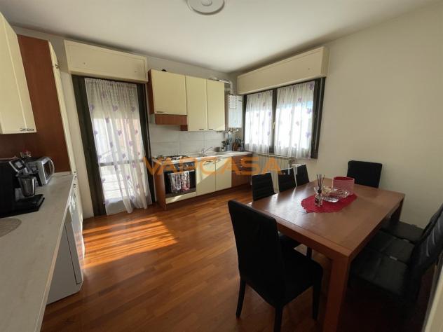 FANTASTICO TRILOCALE CON TERRAZZO - Foto 3
