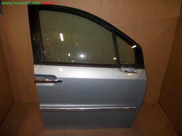 PORTA ANT.D. AZZURRA MET CON ALZACR. LANCIA PHEDRA (179-TC)  Carrozzeria  Lamierati esterni  Porte  Porta ant. dx. FIAT - ULYSSE - 01-06-2002 - 01-12-
