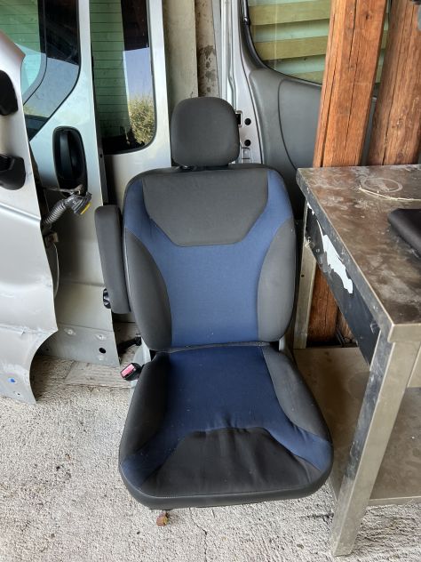 💥💥💥Sedili 9 posti per Renault Trafic 2.0dci anno 2011 - Foto 4