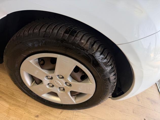 Kia Venga 1.4 CVVT gpl - Foto 3