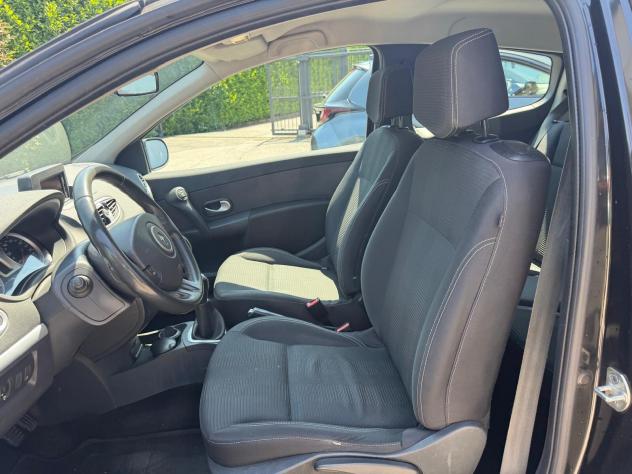 Renault Clio 1.2 16V 3 porte Confort - Foto 6
