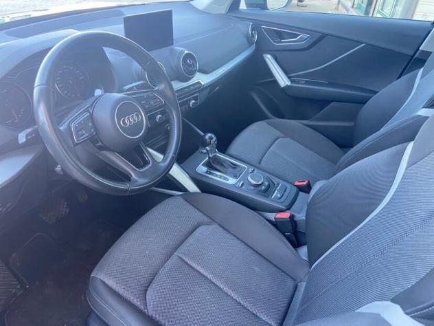 Audi Q2 30 TDI S tronic Admired 1.6 CAMBIO F1 2018 - Foto 3