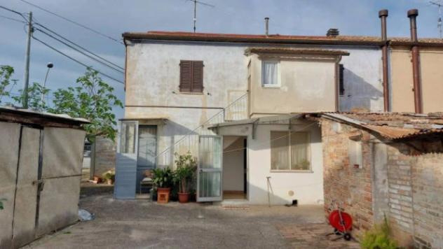 Immobile in asta di 243 m² con più di 5 locali in vendita a Mondavio - Foto 2
