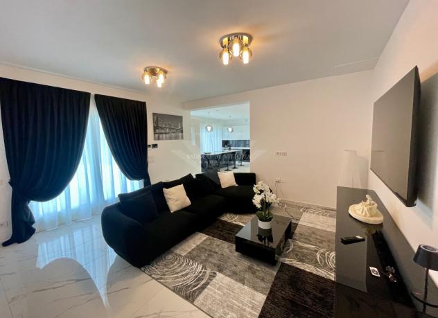 VILLA di 12 vani e di 180 mq (PIETRASANTA) rif. 442/VV - Foto 12