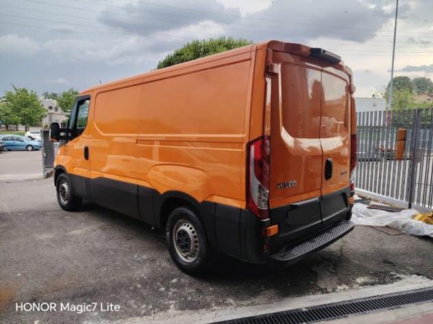 IVECO Daily 35C12V BTor 2.3HPT Furgone rif. 23796050 - Foto 3