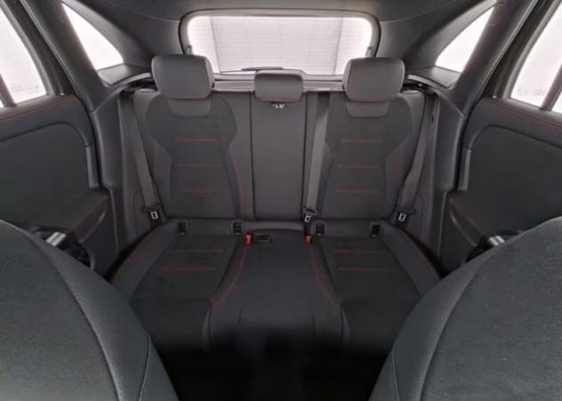 MERCEDES-BENZ GLA 180 Premium Amg rif. 24084371 - Foto 9