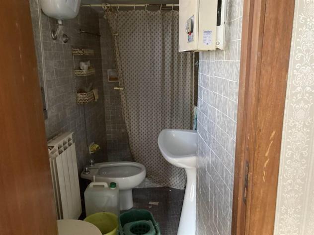 Panoramico appartamento,tripla esposizione,doppio ingresso Viale e Giovanni XXIII - Foto 17
