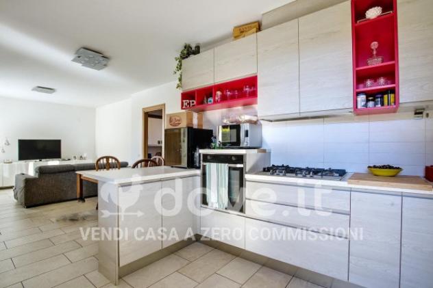 Villa di 96 m² con 3 locali e posto auto in vendita a Montegrino Valtravaglia - Foto 7
