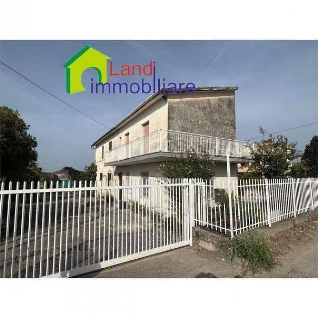 Azienda Agricola - Eboli . Rif.: venebviasanmiel350