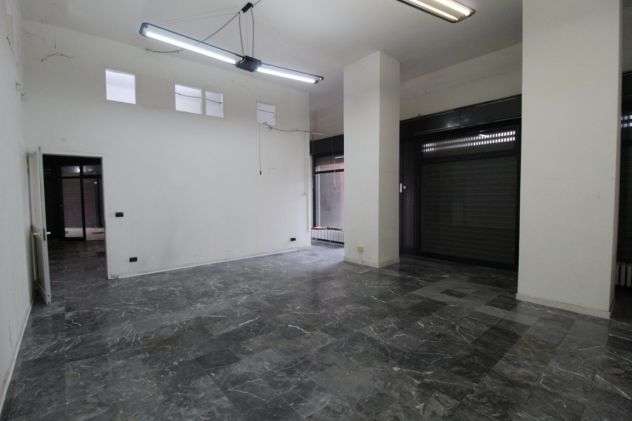 LOCALE COMMERCIALE VIALE UNICEF TARANTO - Foto 9